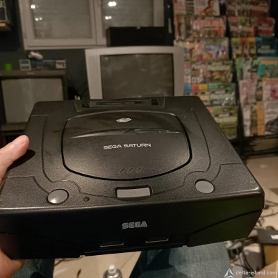 saturn2.jpg
