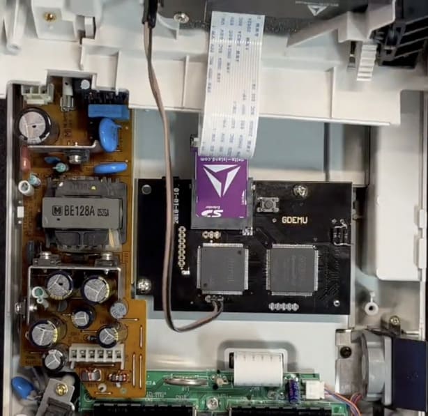 Inserting the SD adapter into the GDEMU